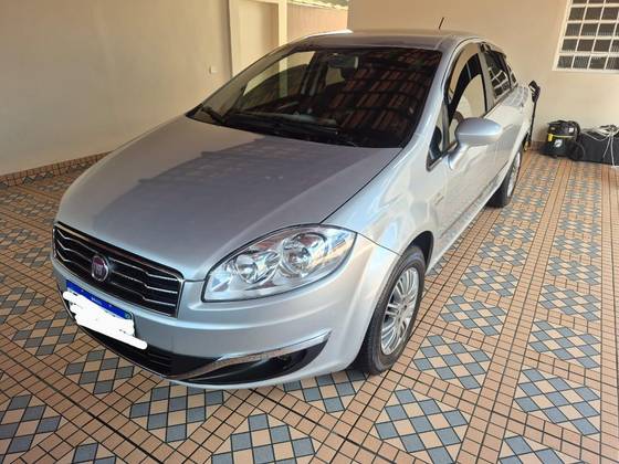FIAT LINEA 1.8 ABSOLUTE 16V FLEX 4P AUTOMATIZADO